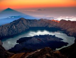 Misteri Dibalik Keindahan Gunung Rinjani di Pulau Lombok