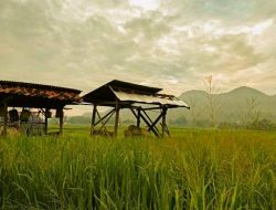 Mitos Menyeramkan Dibalik Keindahan Gunung Botak di Kabupaten Rembang