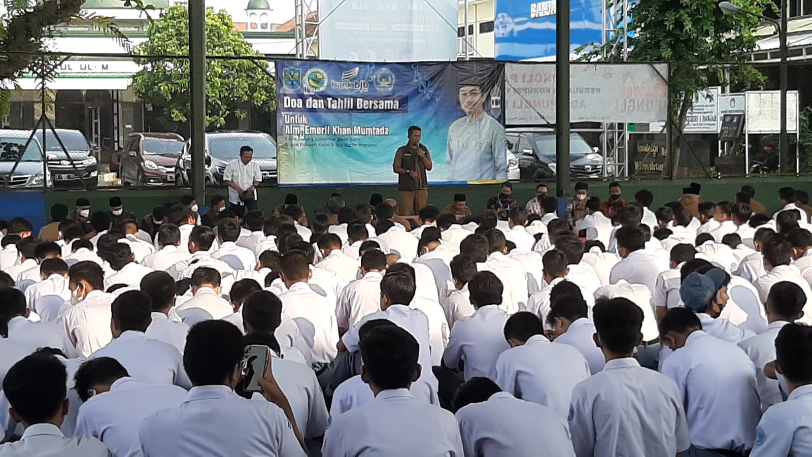 Ratusan Siswa dan Jaber Zilenial Gelar Doa dan Tahlil untuk Eril